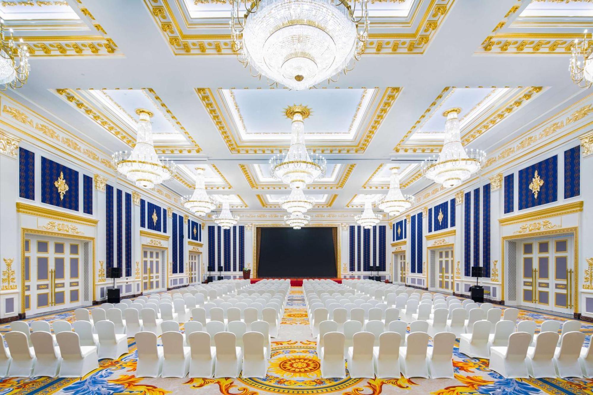 Howard Johnson Plaza Ningbo Bagian luar foto